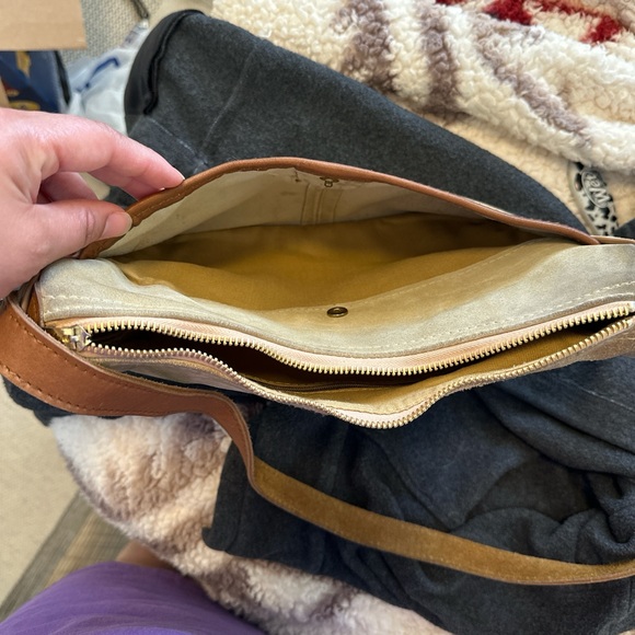 Vintage suede shoulder bag - Picture 7 of 7